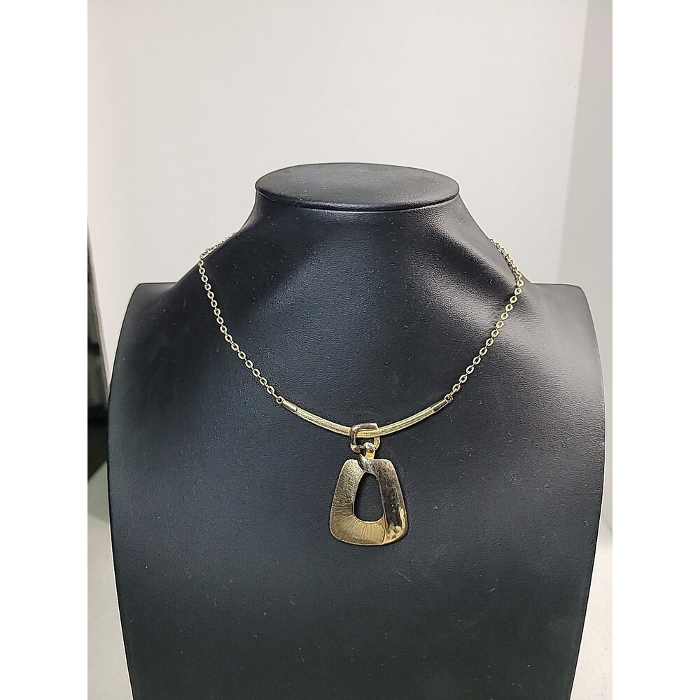 Gold Tone Brutalist W/ Center Piece Sculptural Trapezoidal Pendent Necklace 14"